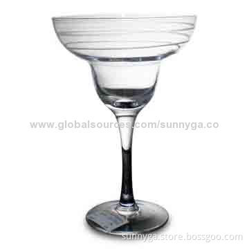 Martini/Margaret Glass with 261mL Capacity, Customized Designs and Logos Welcomed